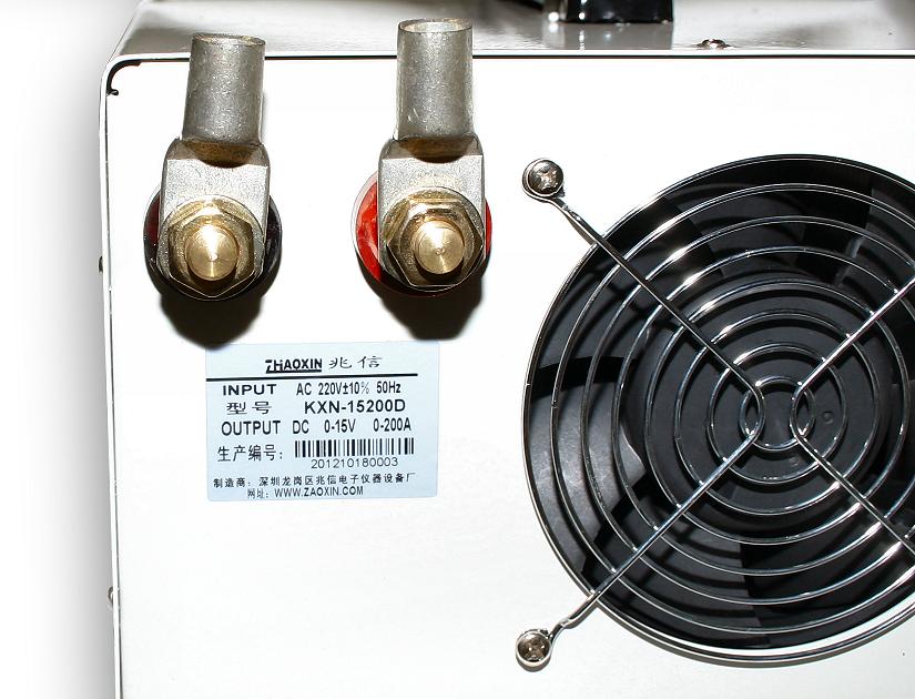 Alimentation de laboratoire KXN-15200D 0-15V/200A
