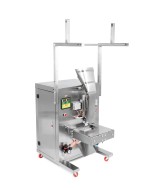 Pièce d'emballage inférieure à entraînement pneumatique pour doseurs de produits en vrac