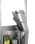 Pièce d'emballage inférieure à entraînement pneumatique pour doseurs de produits en vrac